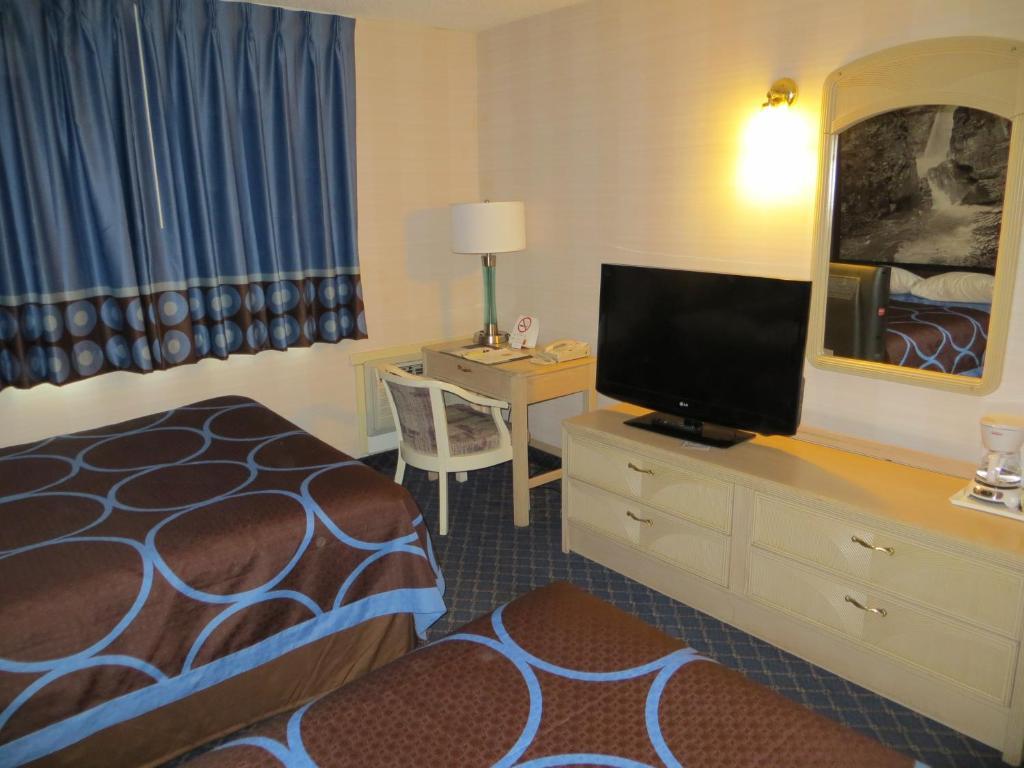 Super 8 By Wyndham Red Deer Hotel Cameră foto