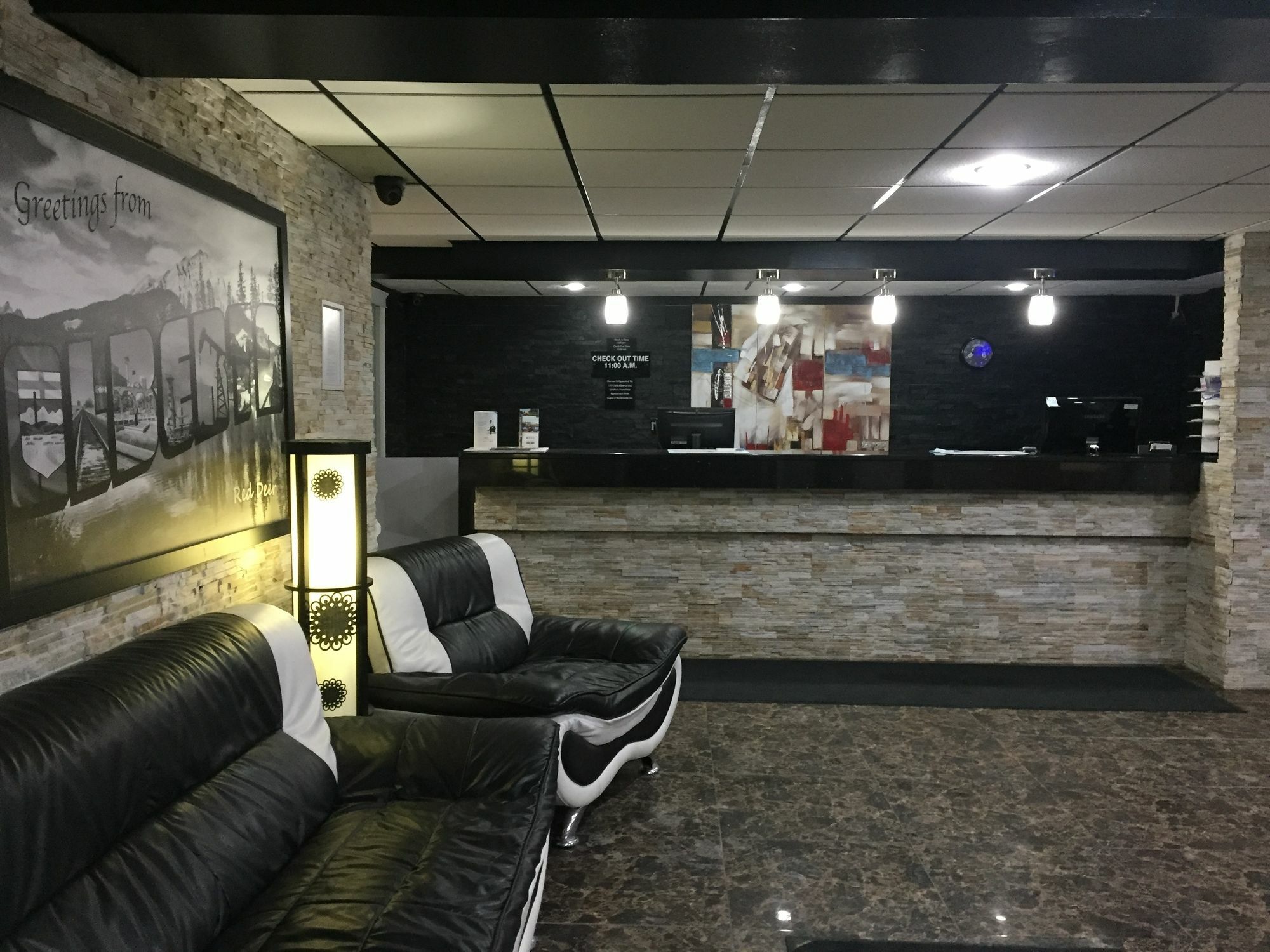 Super 8 By Wyndham Red Deer Hotel Exterior foto